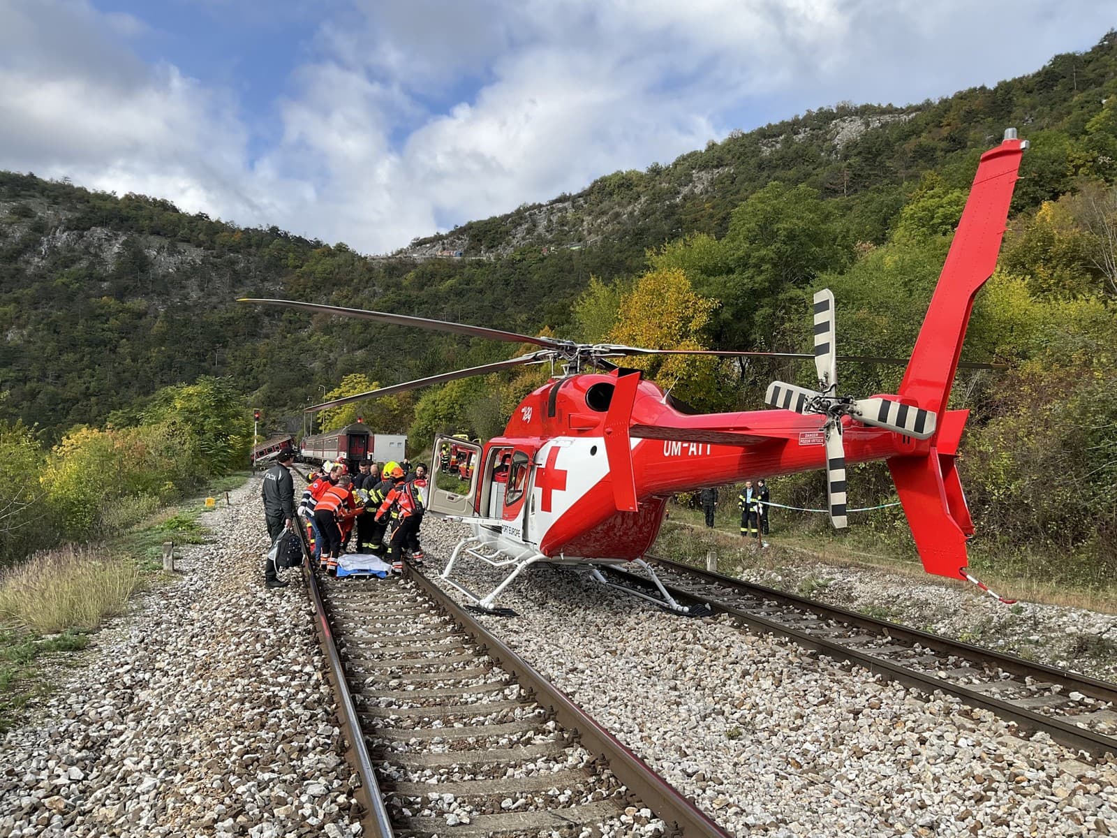 MIMORIADNY ONLINE Čelná zrážka
