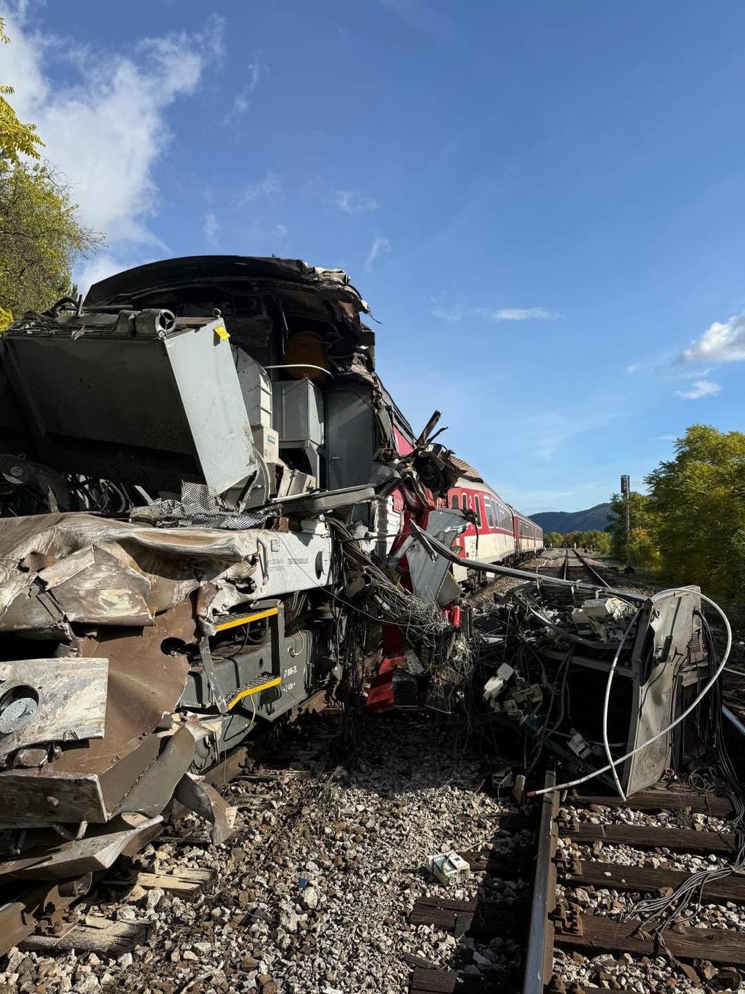 MIMORIADNY ONLINE Čelná zrážka