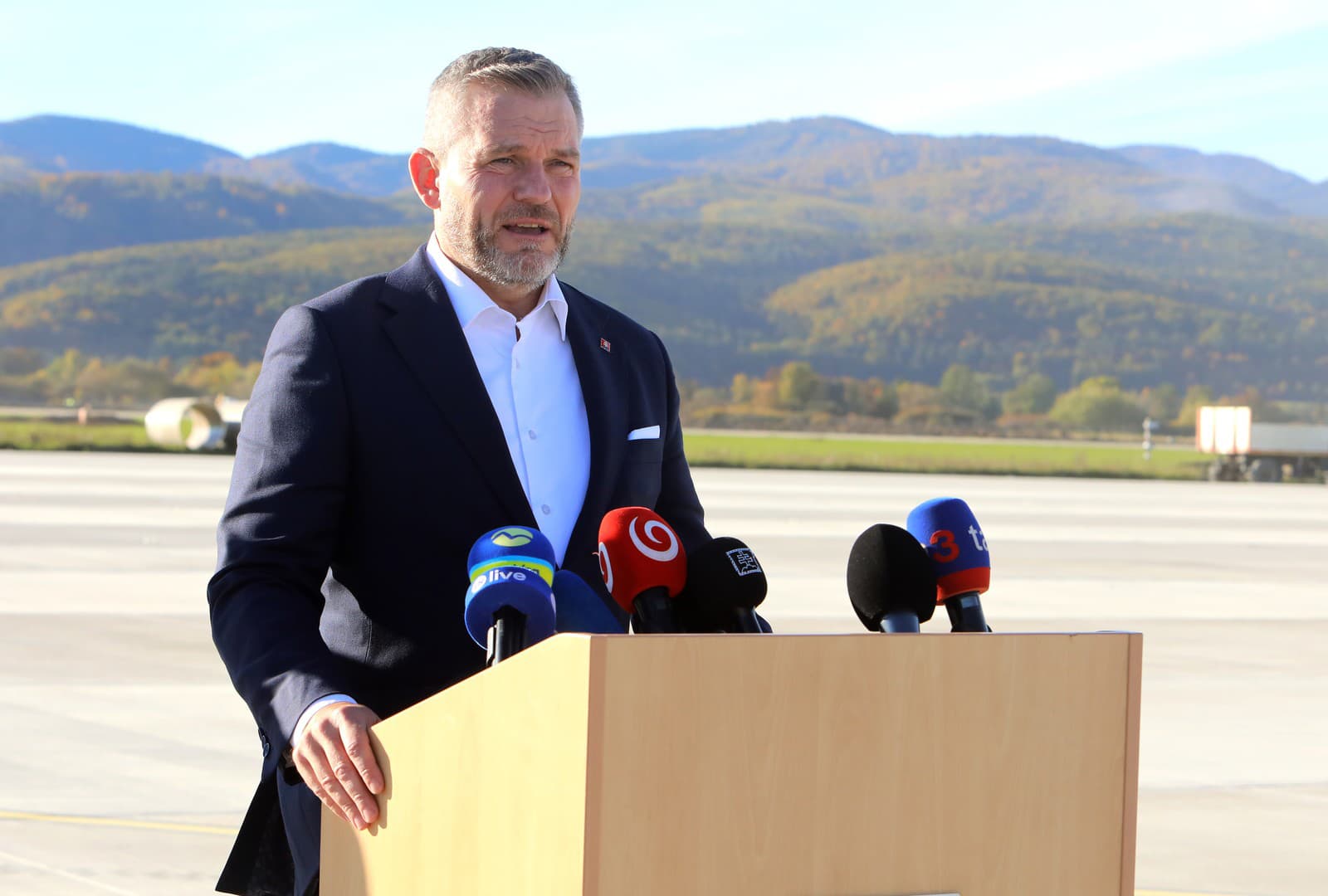 Prezident Pellegrini odcestoval na