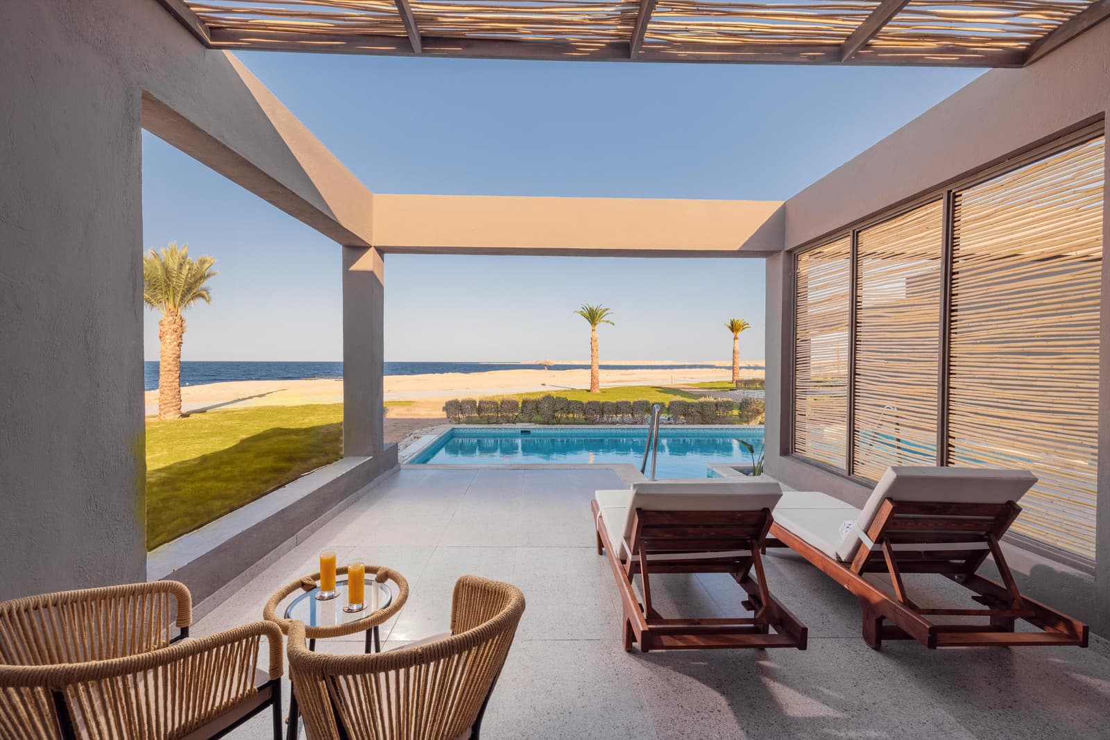 Takúto pohodu s výhľadom ponúka 5* hotel Sentido Naga Bay