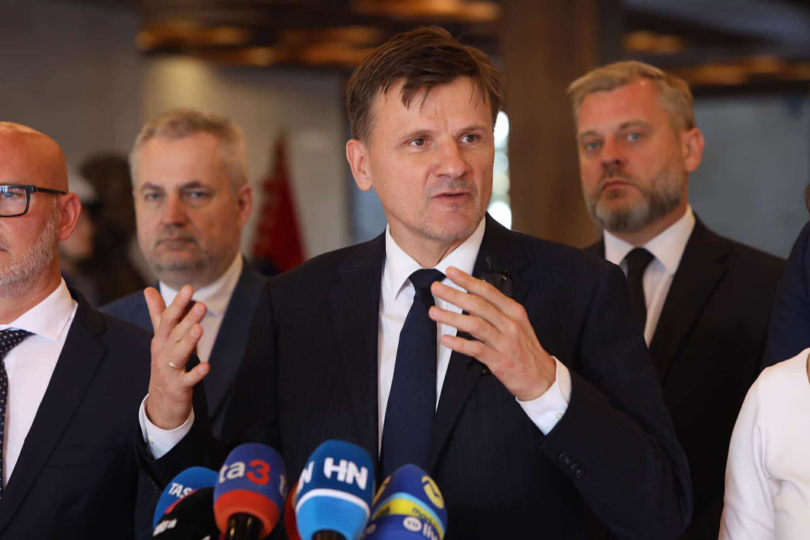 Slovensko sa rúti podľa