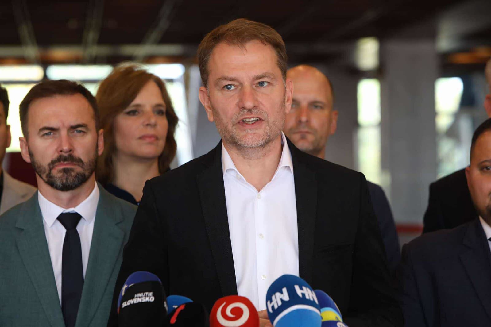 Opozícia víta prezidentské veto