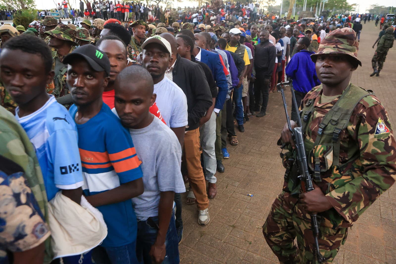 Rozlúčka s expremiérom sa