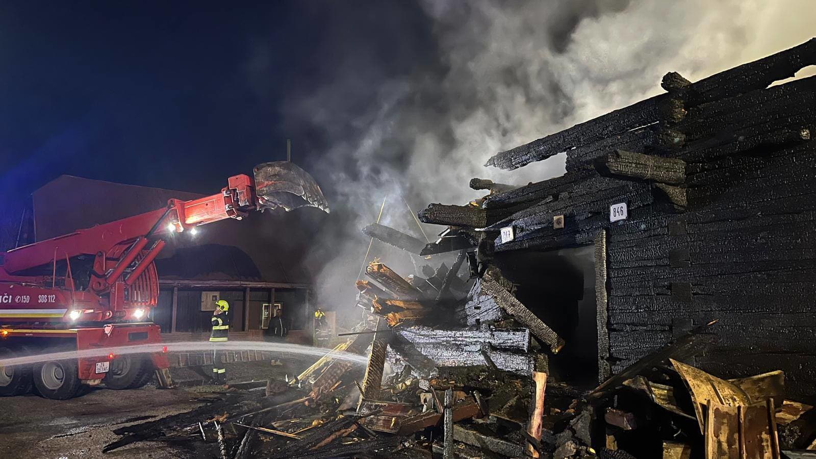 nočný požiar drevenice v Terchovej