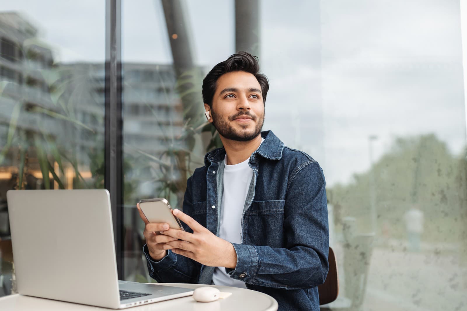 Nelichotivé slová firiem na