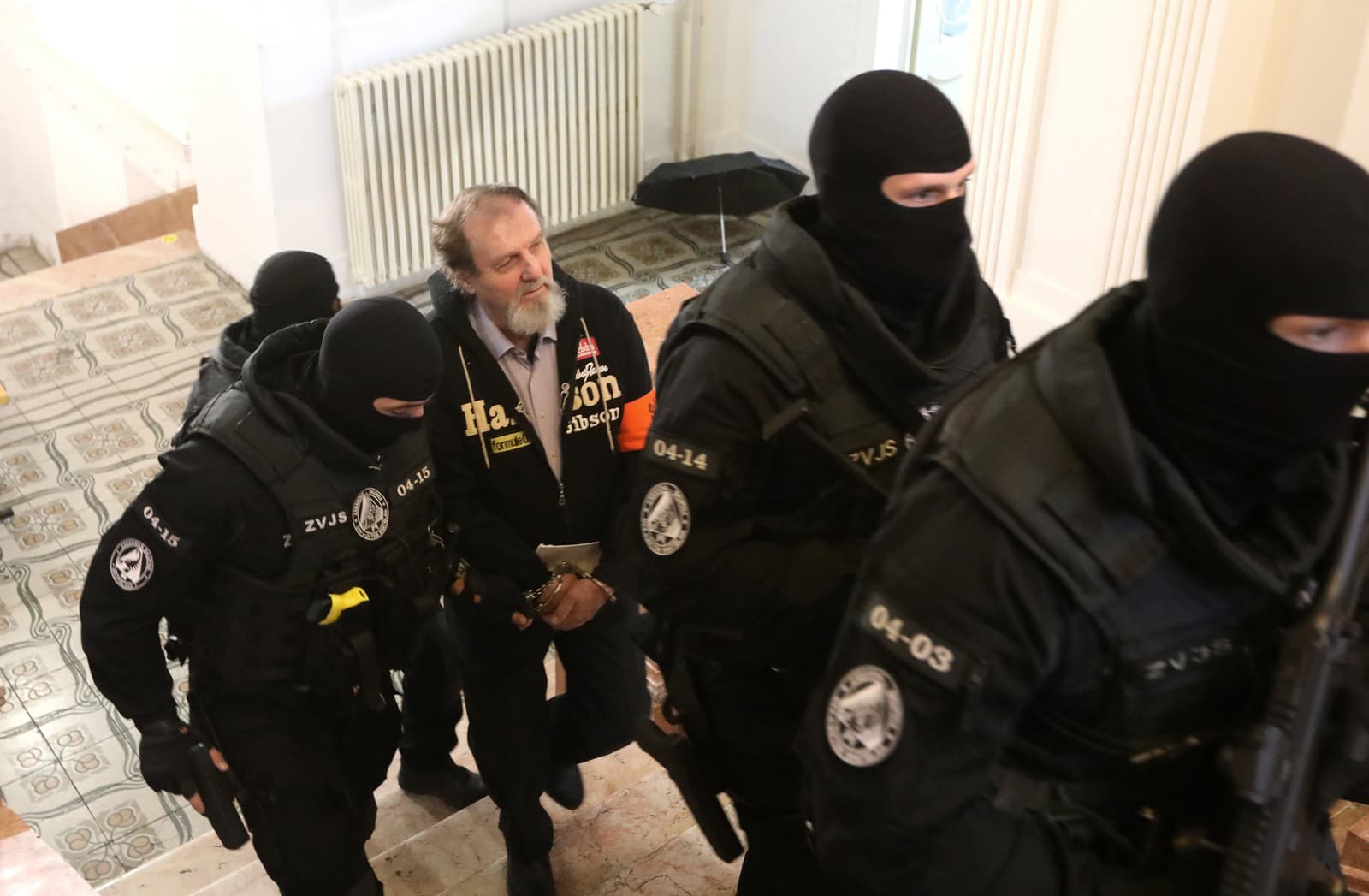 Juraj Cintula v súdnej sieni Špecializovaného trestného súdu