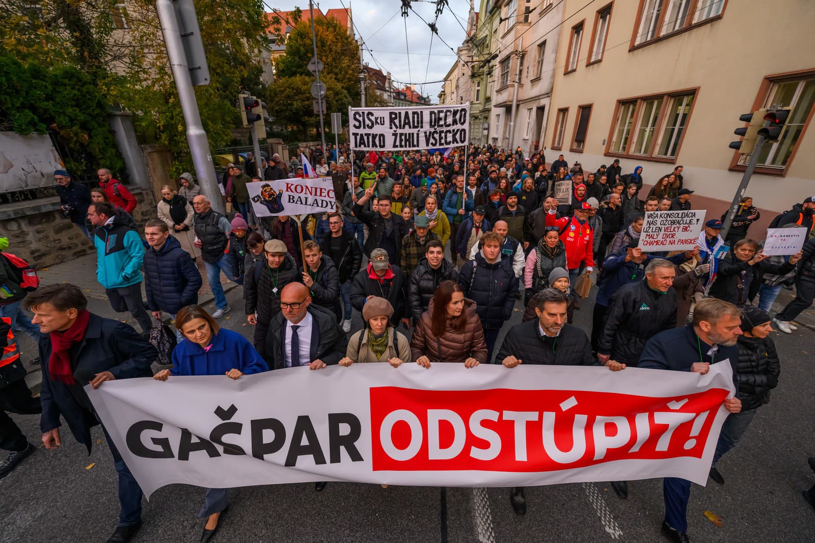 Pochod strany SaS za odstúpenie riaditeľa SIS Pavla Gašpara