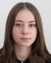 Nezvestná 15-ročná Ema Borzová z Bratislavy.