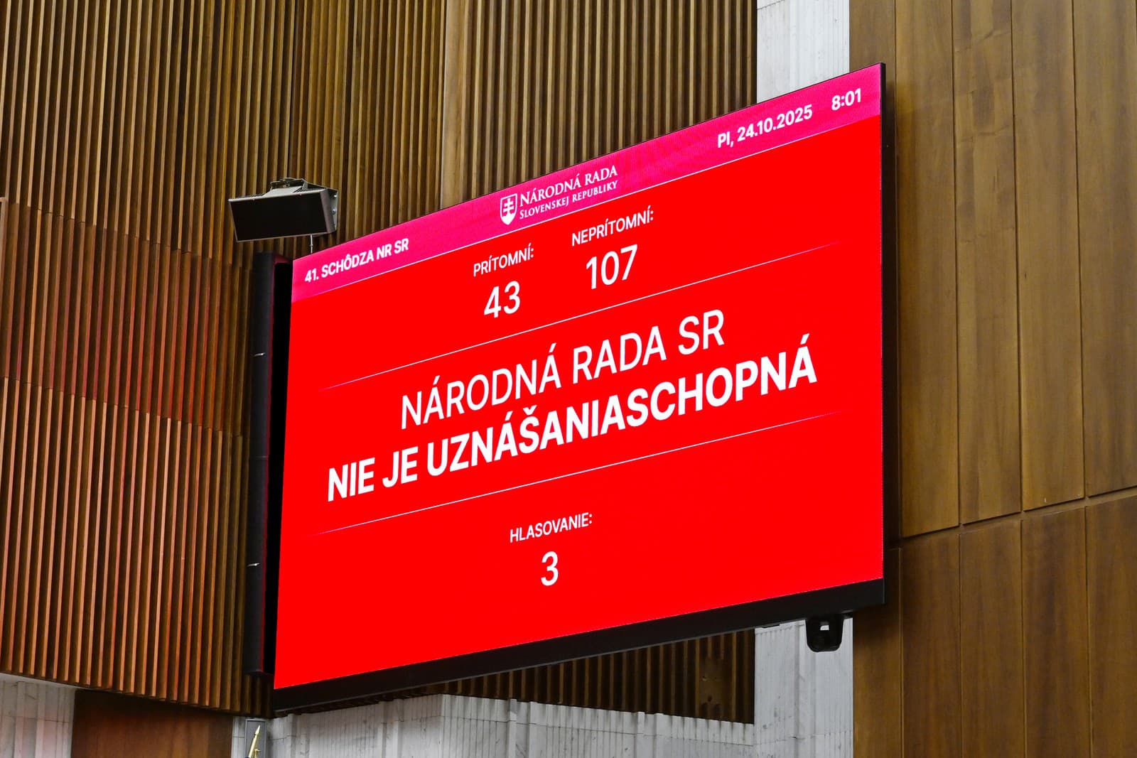 Mimoriadna schôdza na odvolanie