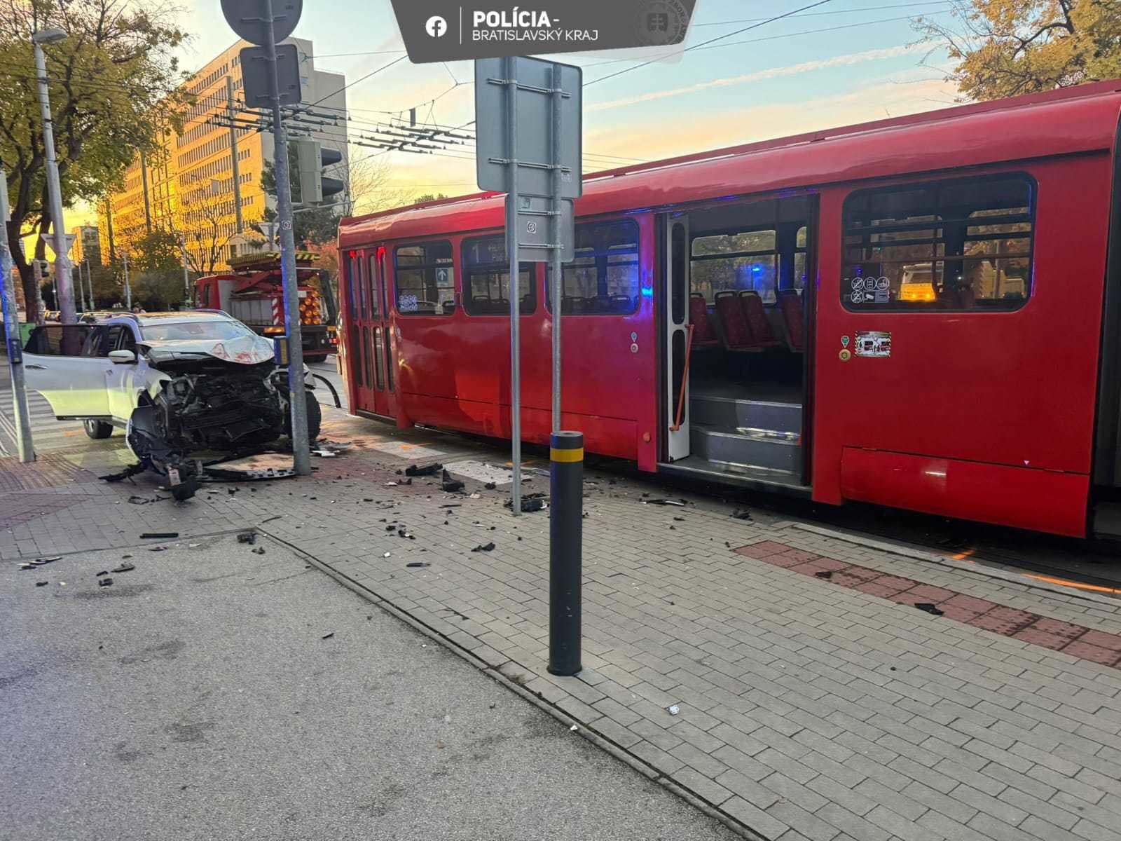 Nehoda v centre Bratislavy: