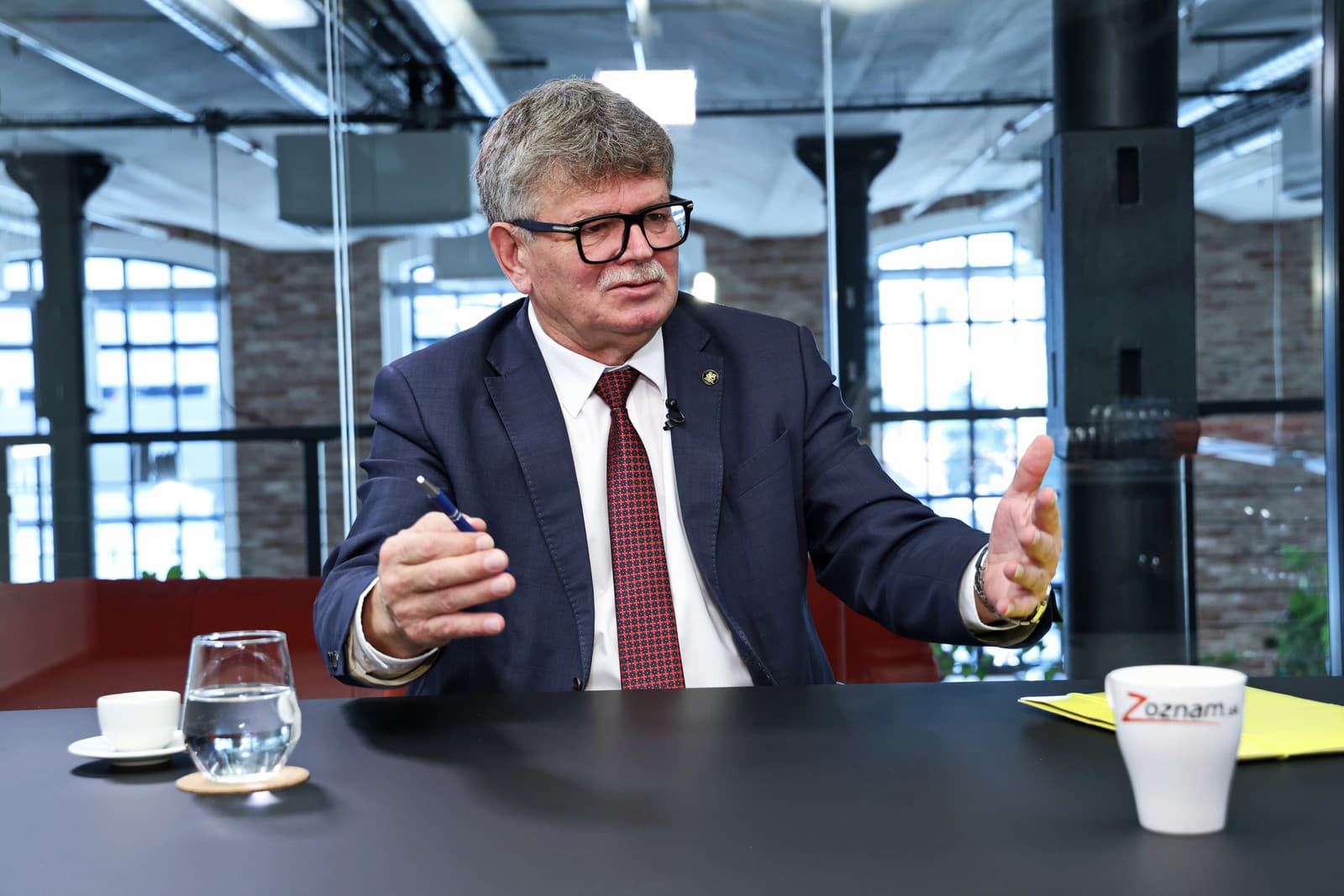 Podľa šéfa školských odborárov