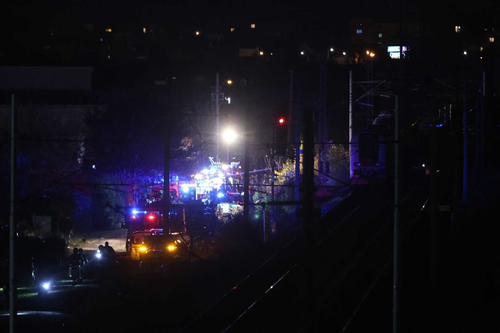 Pre zrážku vlakov medzi