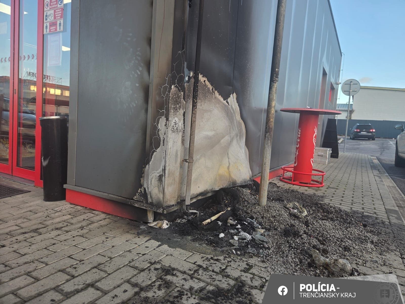 Muž podpálil benzínovú pumpu