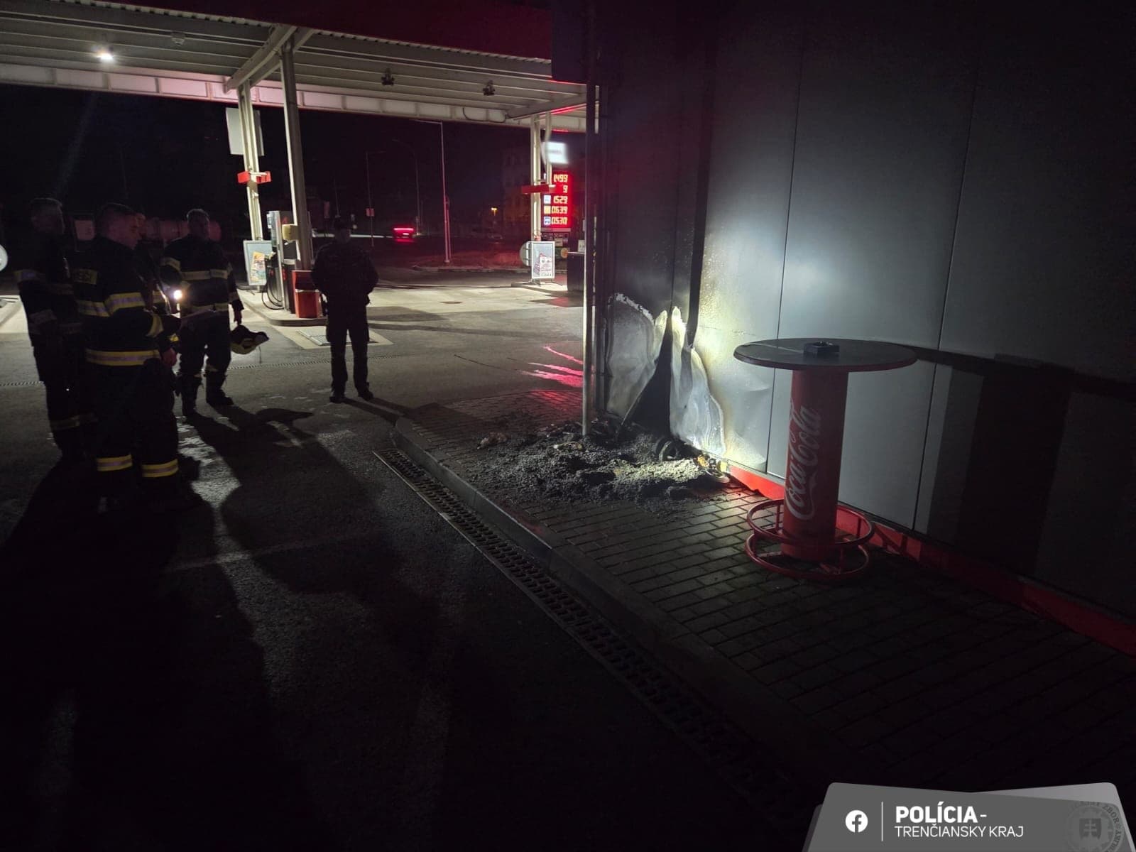 Muž podpálil benzínovú pumpu