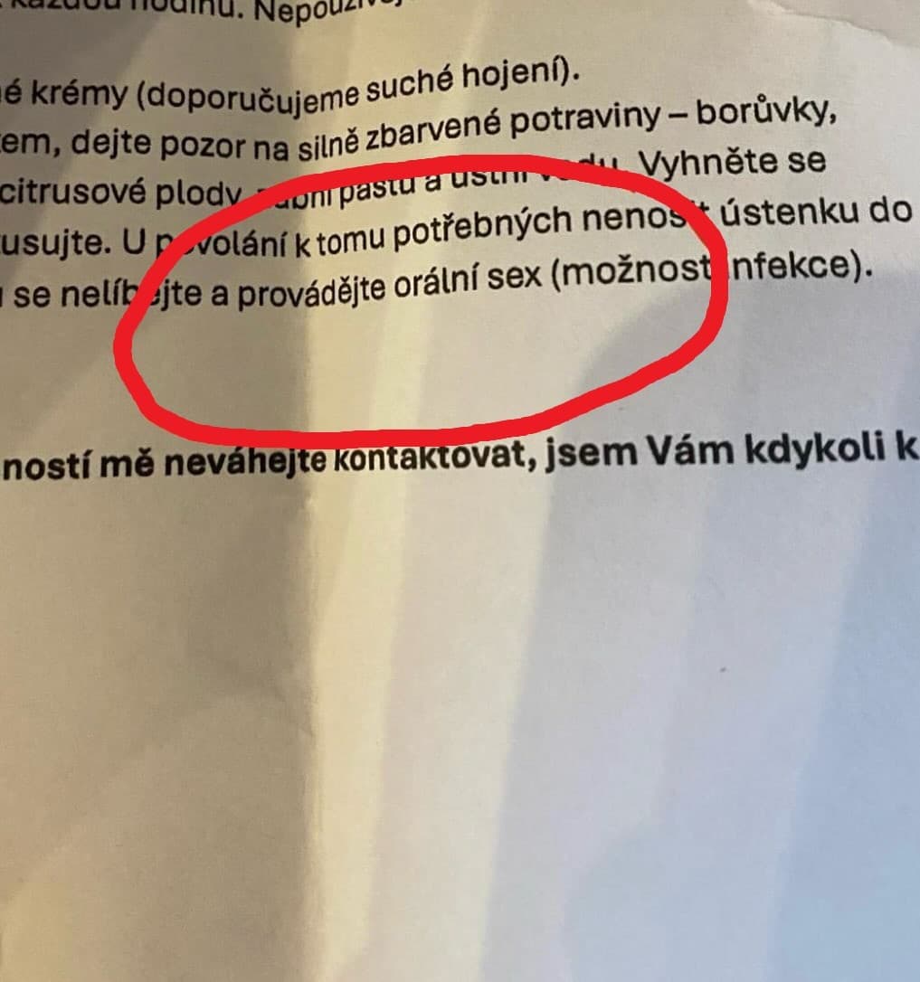 Klientky išli zo salónu