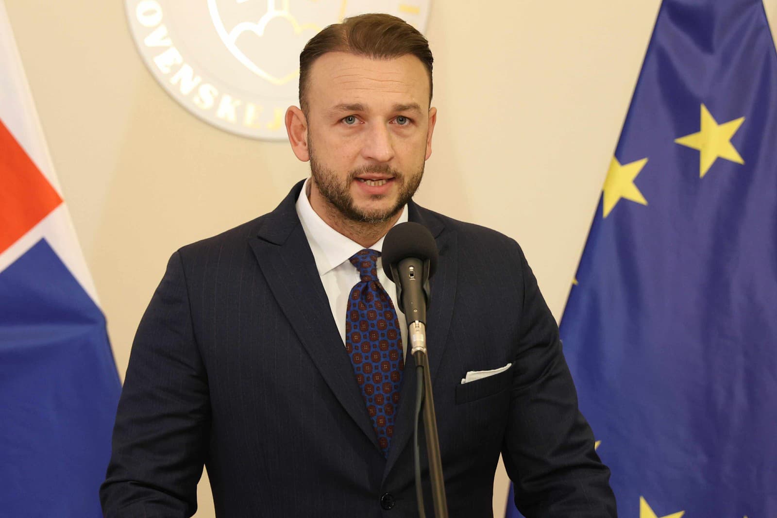 Matúš Šutaj Eštok.