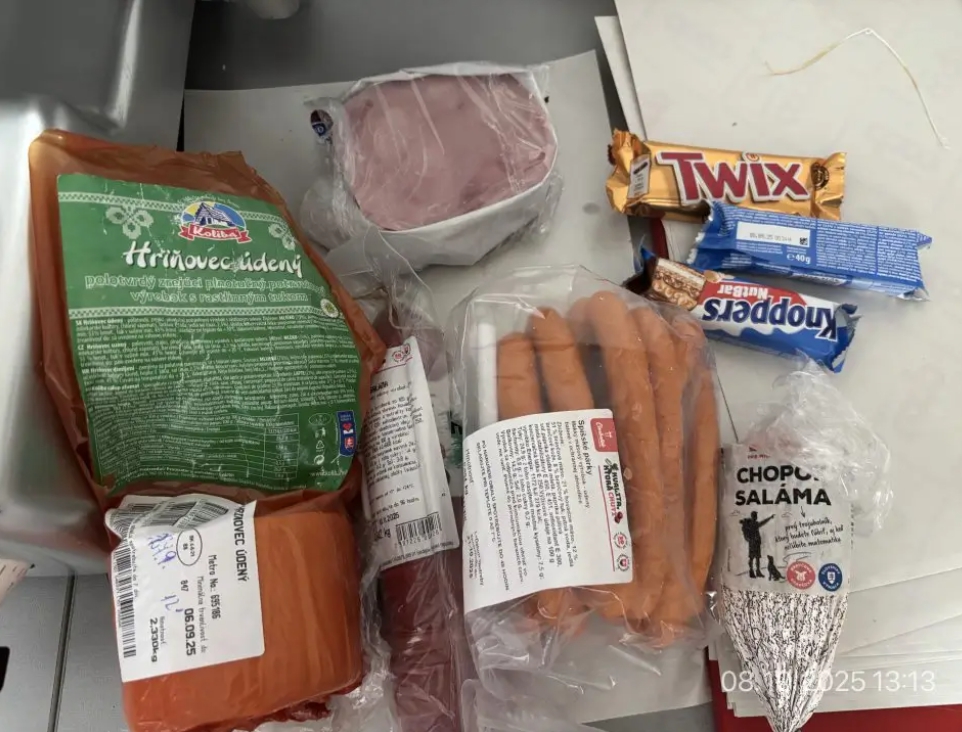 RVPS Stará Ľubovňa odhalila neoznačené výrobky predávané na hmotnosť, po narušení originálneho obalu, predaj po dátume spotreby a minimálnej trvanlivosti