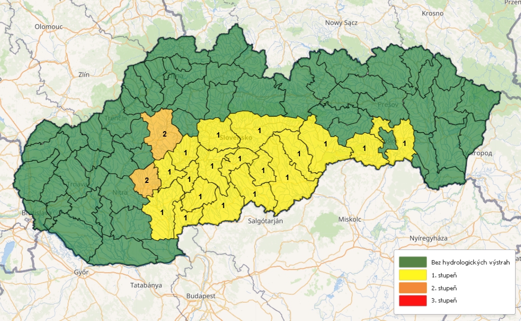 Počasie znovu PARALYZOVALO dopravu: