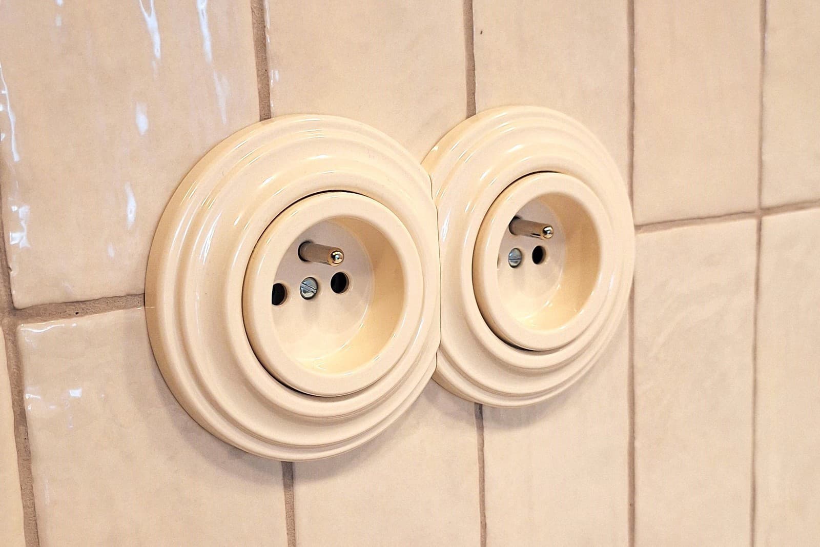 Detská bezpečnosť a elektroinštalácie: