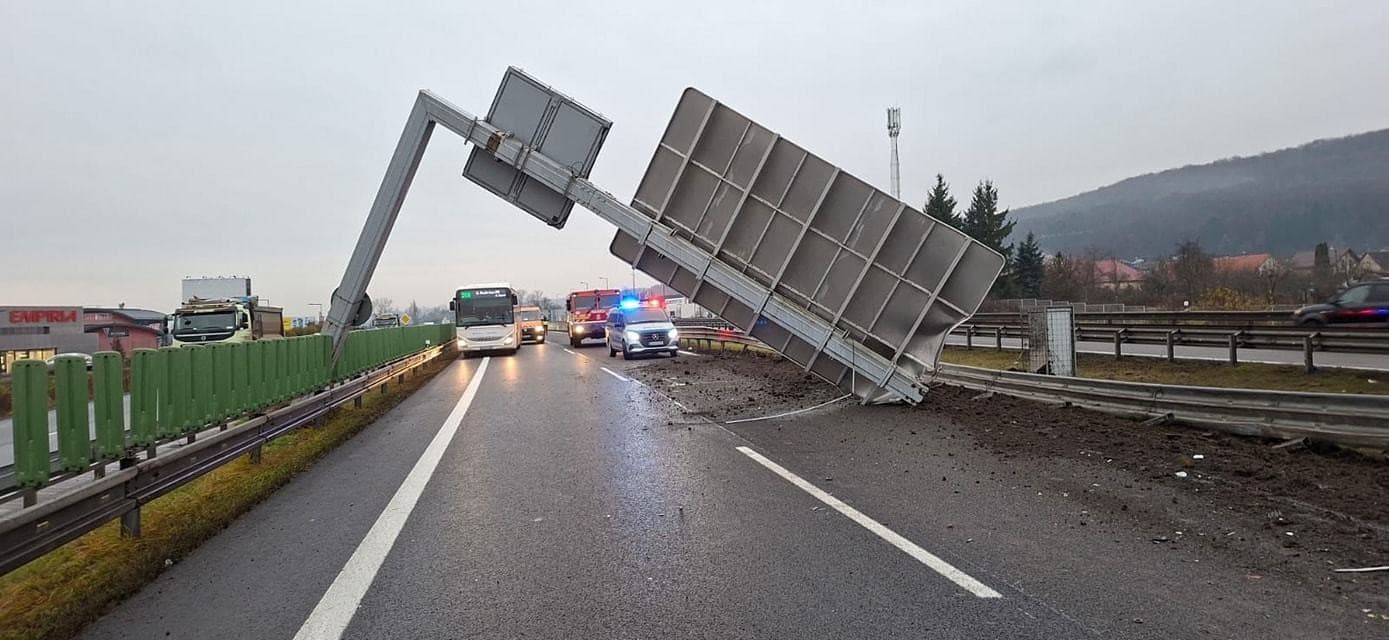 AKTUÁLNE Nehoda kamióna na