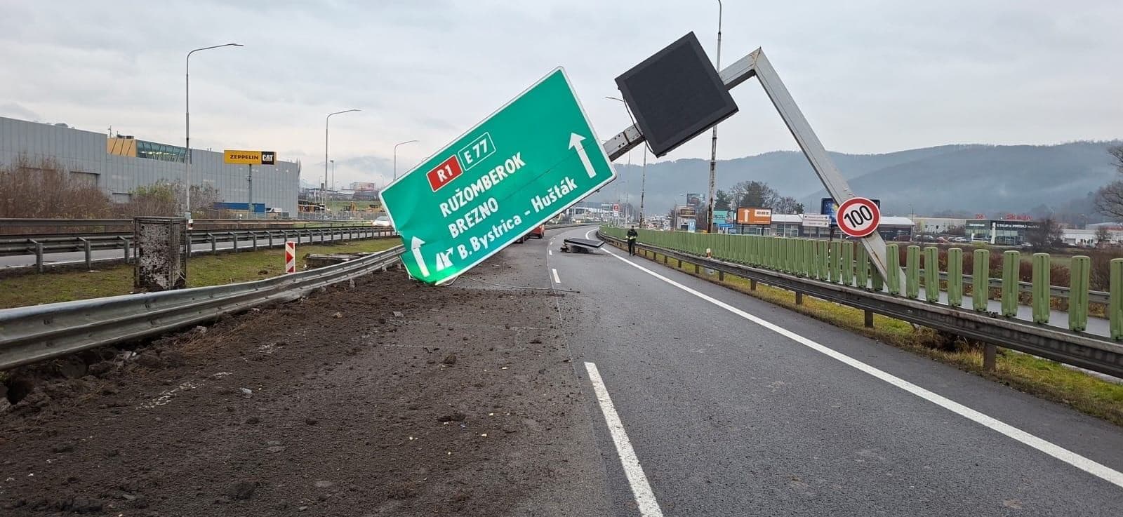 AKTUÁLNE Nehoda kamióna na