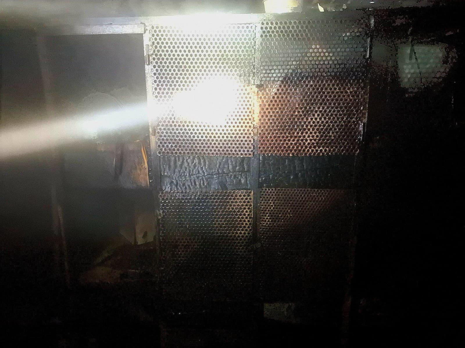 požiar prístrešku v mestskej časti Senica-Čáčov