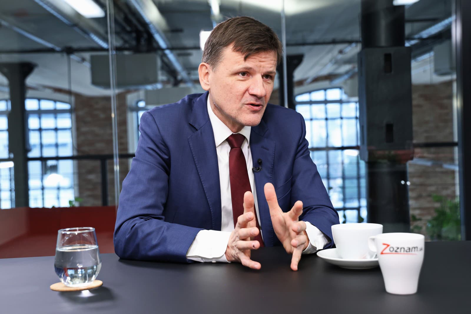 Opozičník Hlina: Vychovali ma