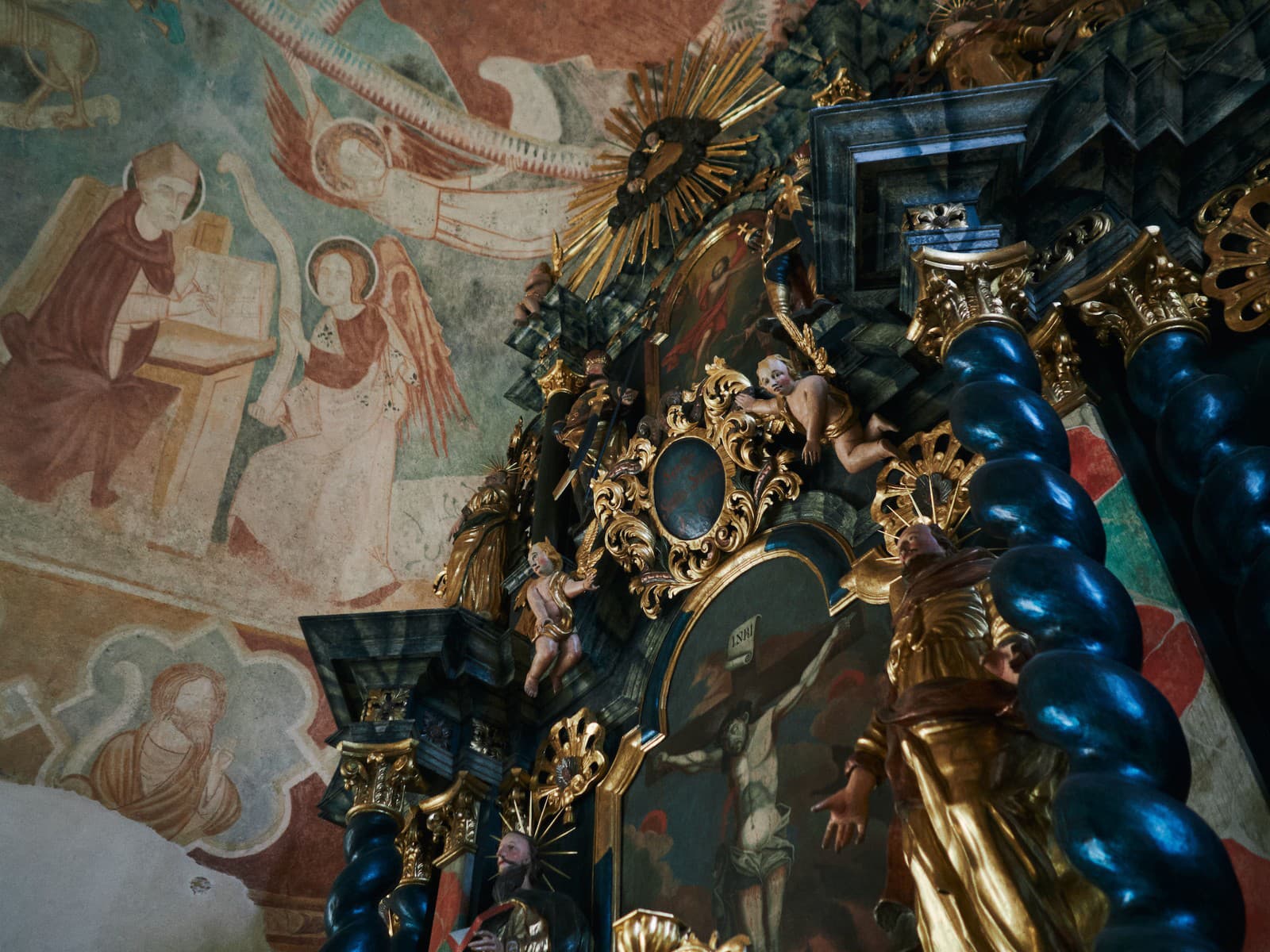 Unikátne barokové oltáre sú staronovou pýchou Rákoša - žiaria opäť v celej kráse