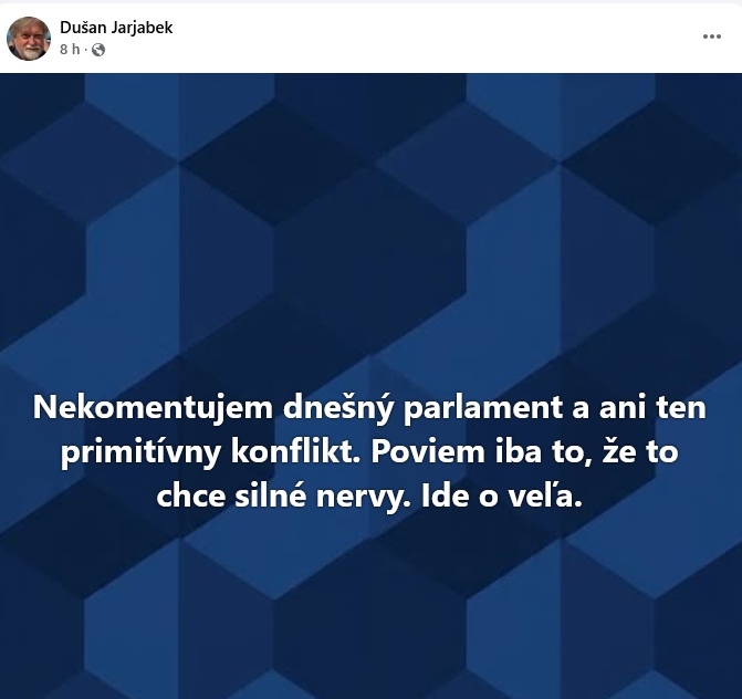 Parlament má za sebou