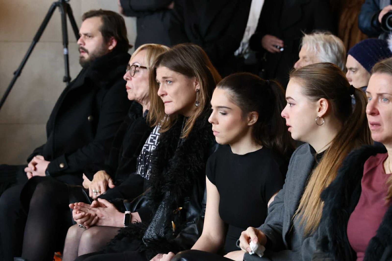 Pohreb Oľgy Feldekovej, arcibiskup Róbert Bezák