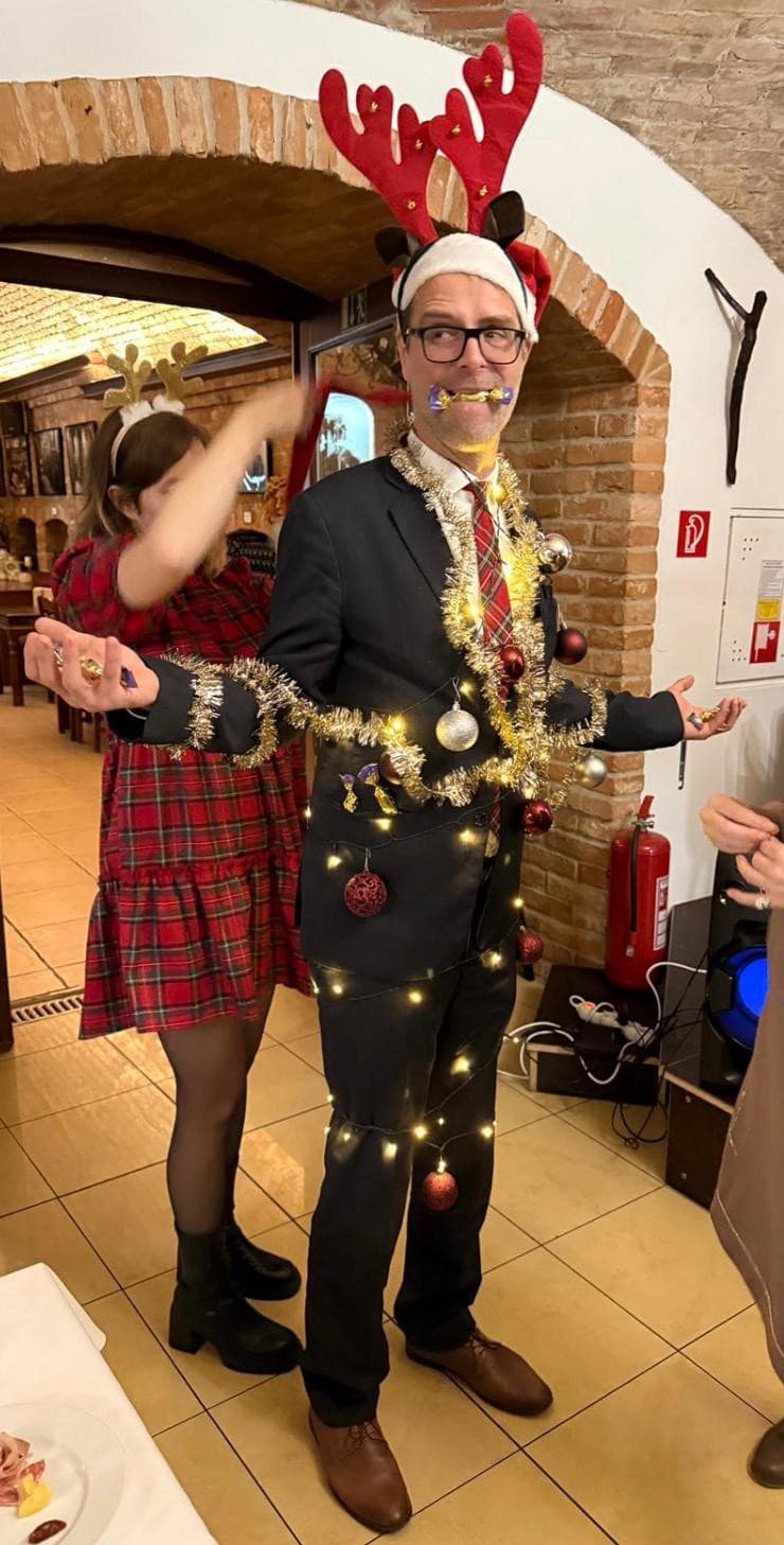 SaSkári vo vianočnom móde: