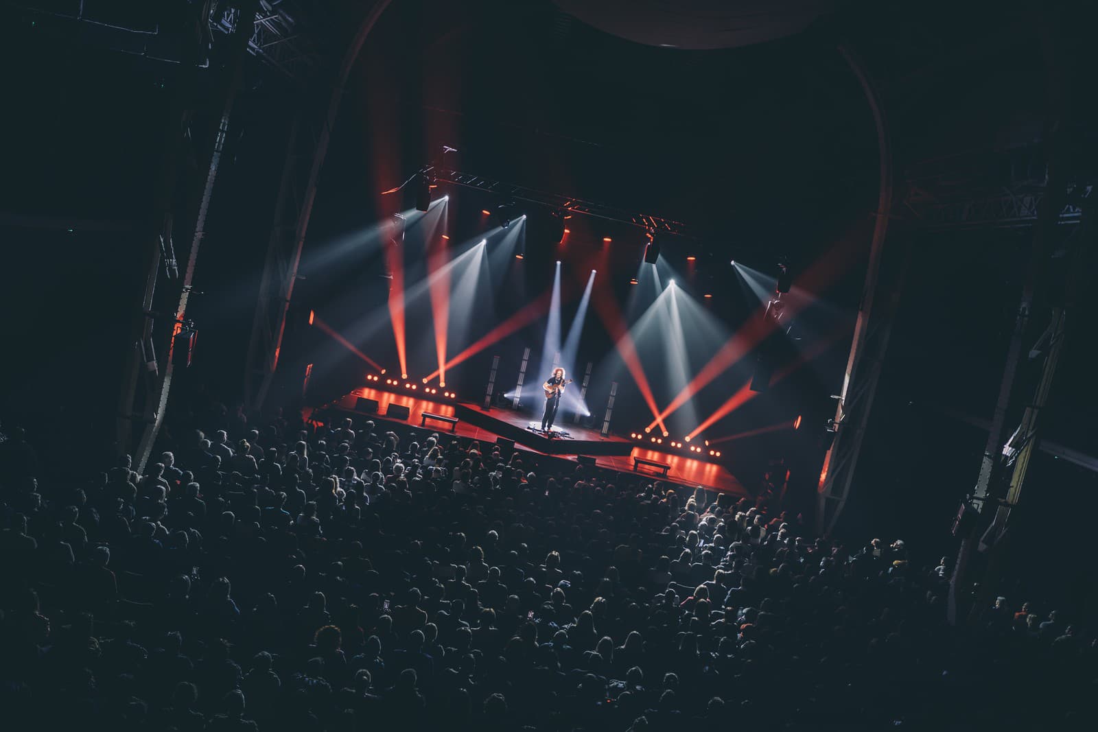 Dávid Bílek posúva Gitarovú