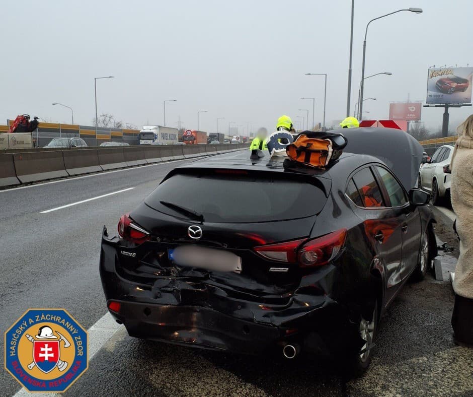 Vážna nehoda dvoch áut