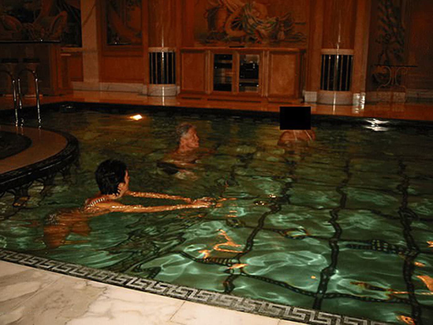 Bill Clinton s Ghislaine Maxwellovou