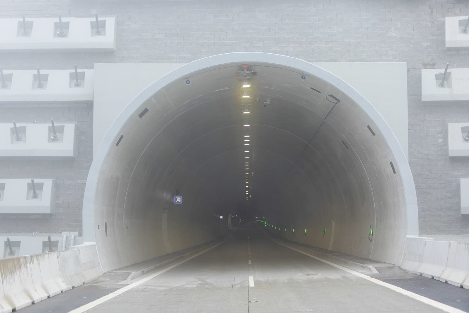 Fico pokrstil tunel, ktorý
