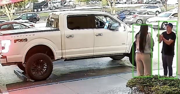 Záber z bezpečnostných kamier