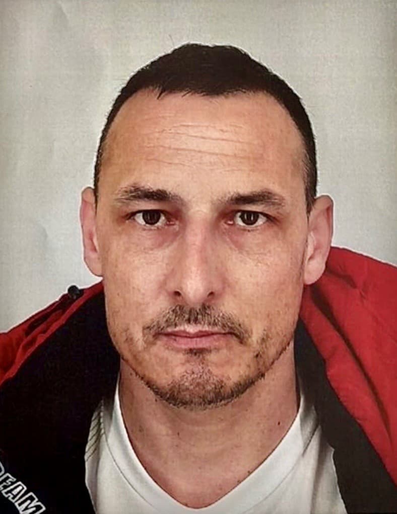 MIMORIADNE Útek väzňa v