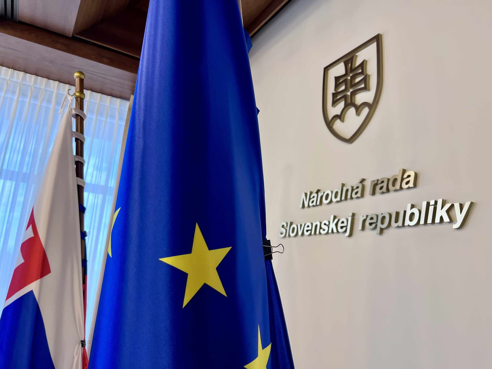 AKTUÁLNE Parlament schválil lex