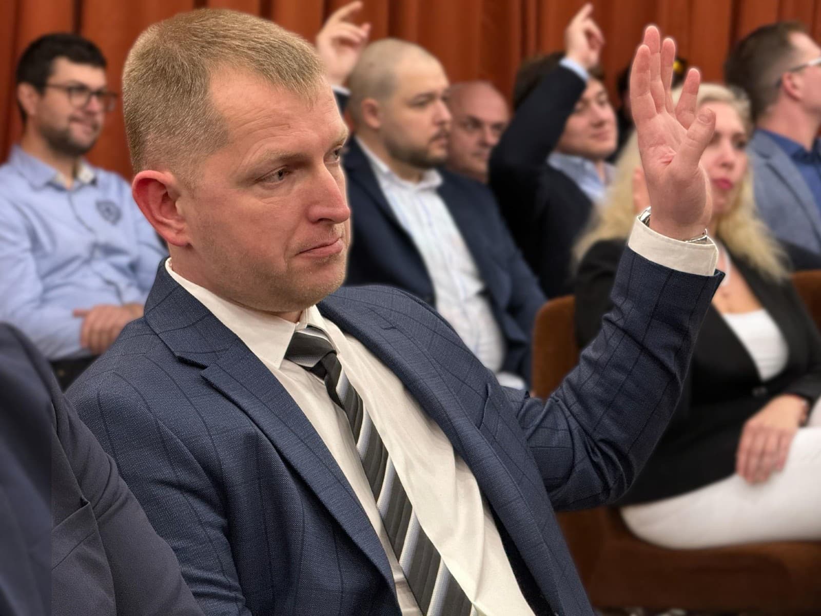 Dunaj vstupuje do komunálnych