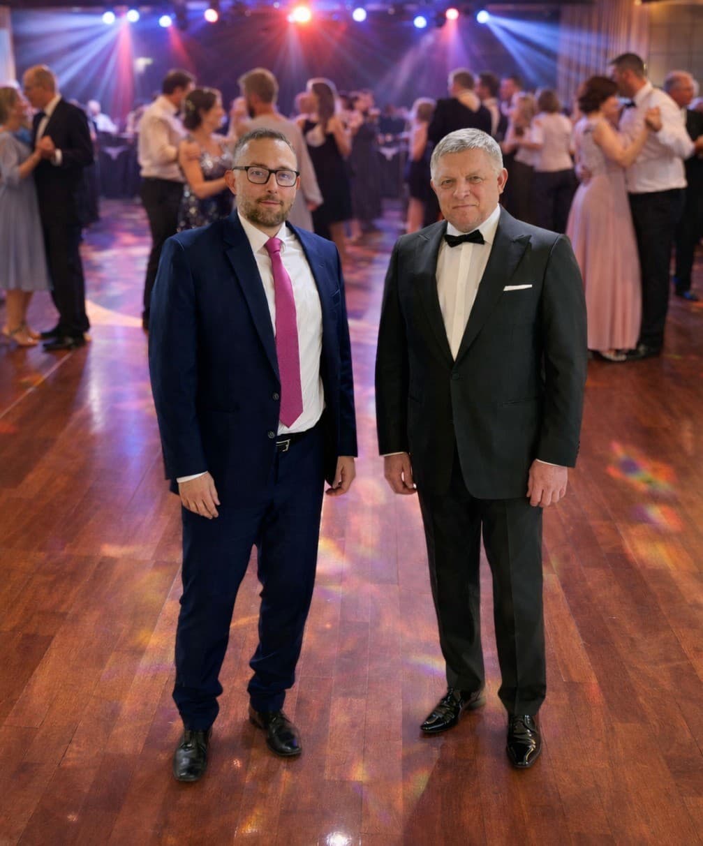 FOTO Fico sa zabával