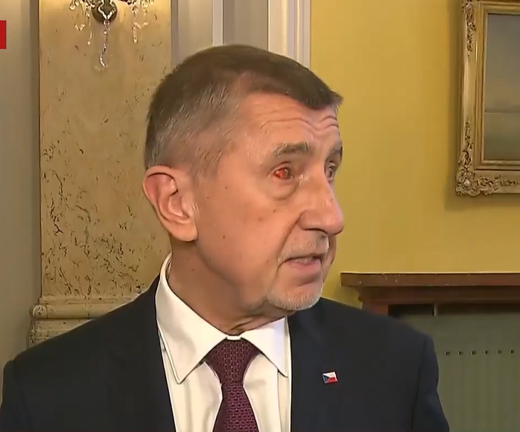Babiš ide v Macronových