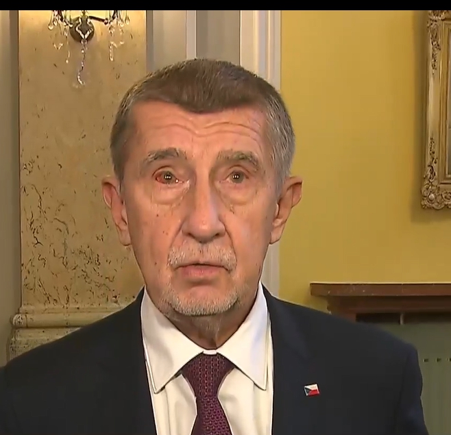 Babiš ide v Macronových