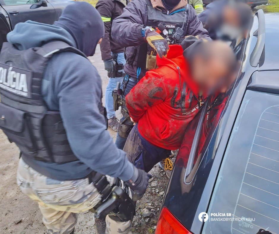 Policajná akcia Mechanik v