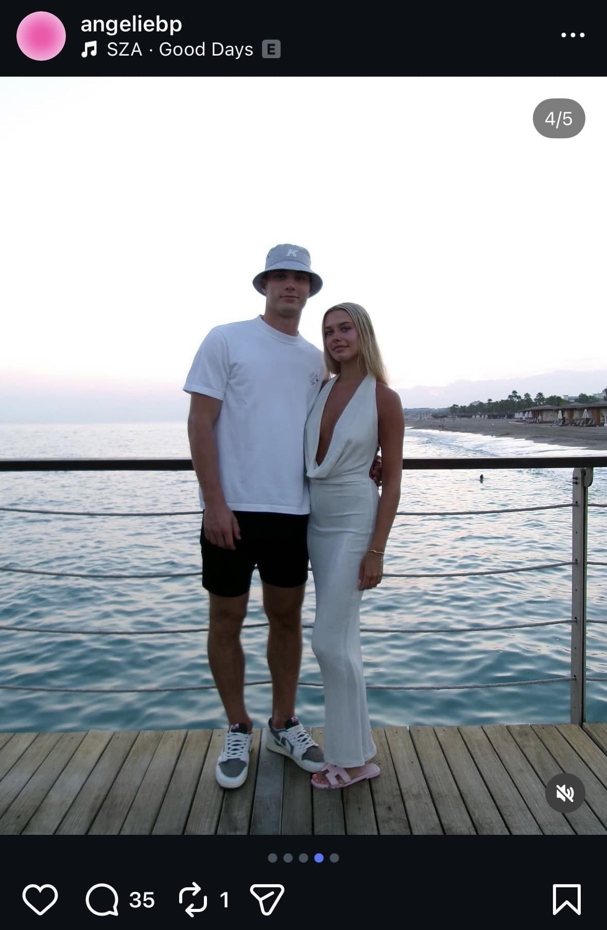 Slovenskí hokejisti majú doma