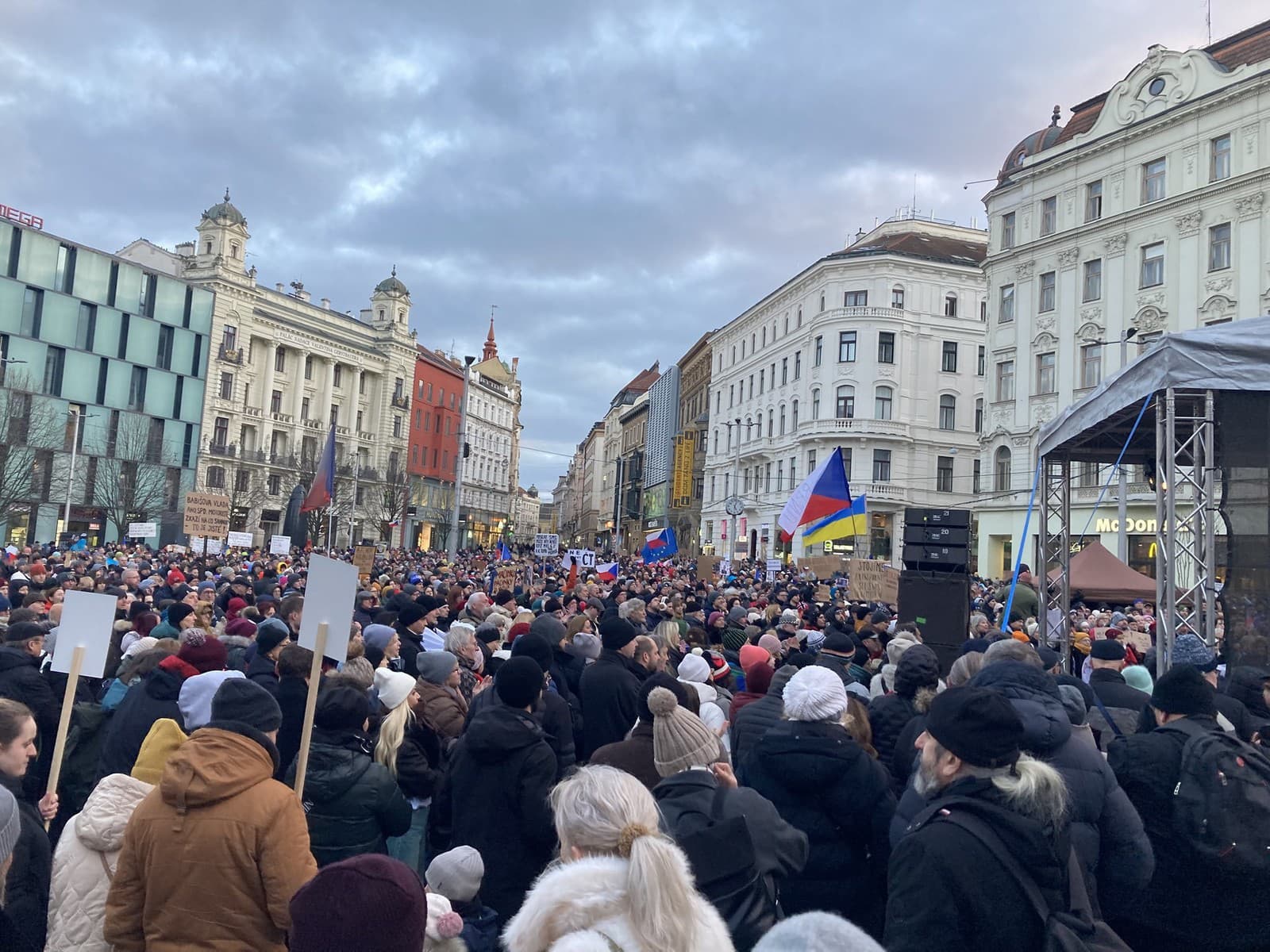 Česko na nohách! Demonštranti