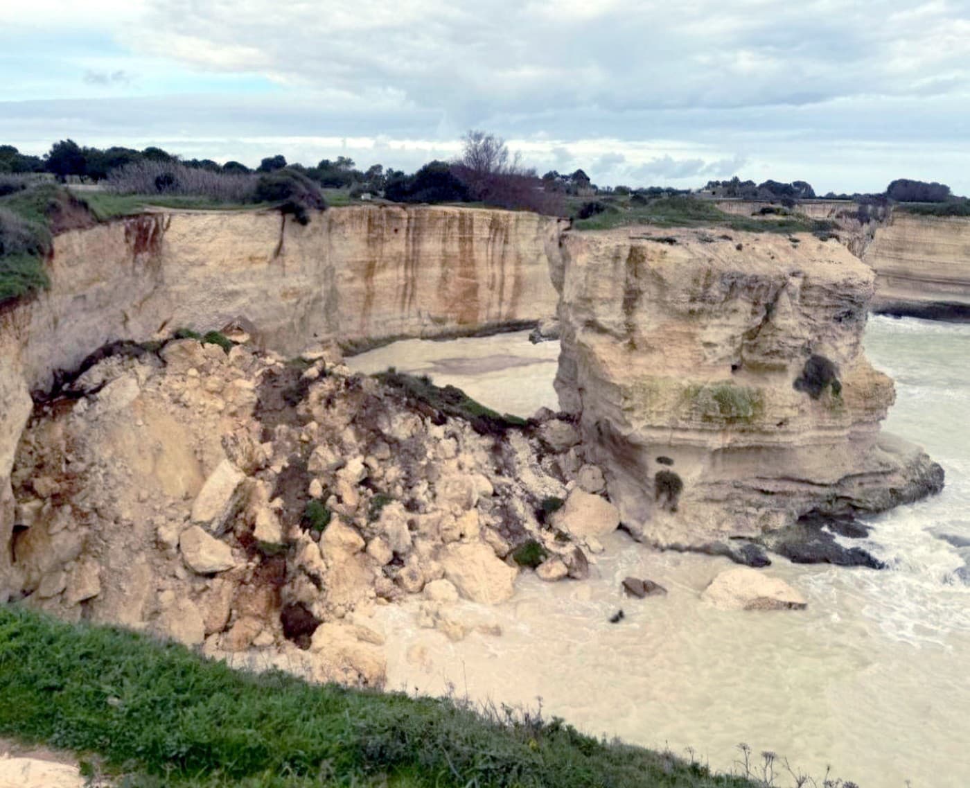 Zničený oblúk lásky