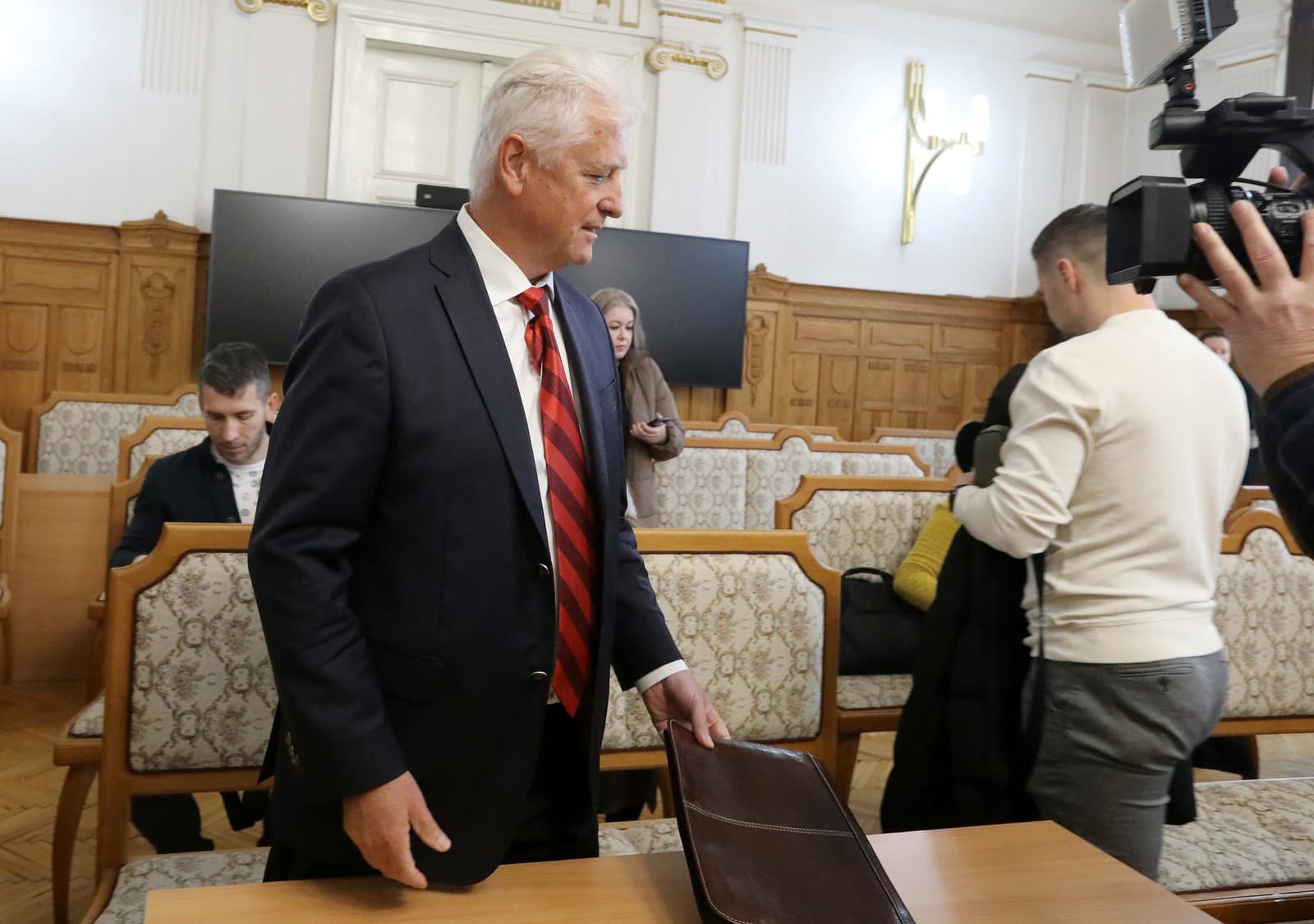 V kauze Mýtnik ŠTS odsúdil Jozefa Brhela a jeho syna na podmienečné tresty.