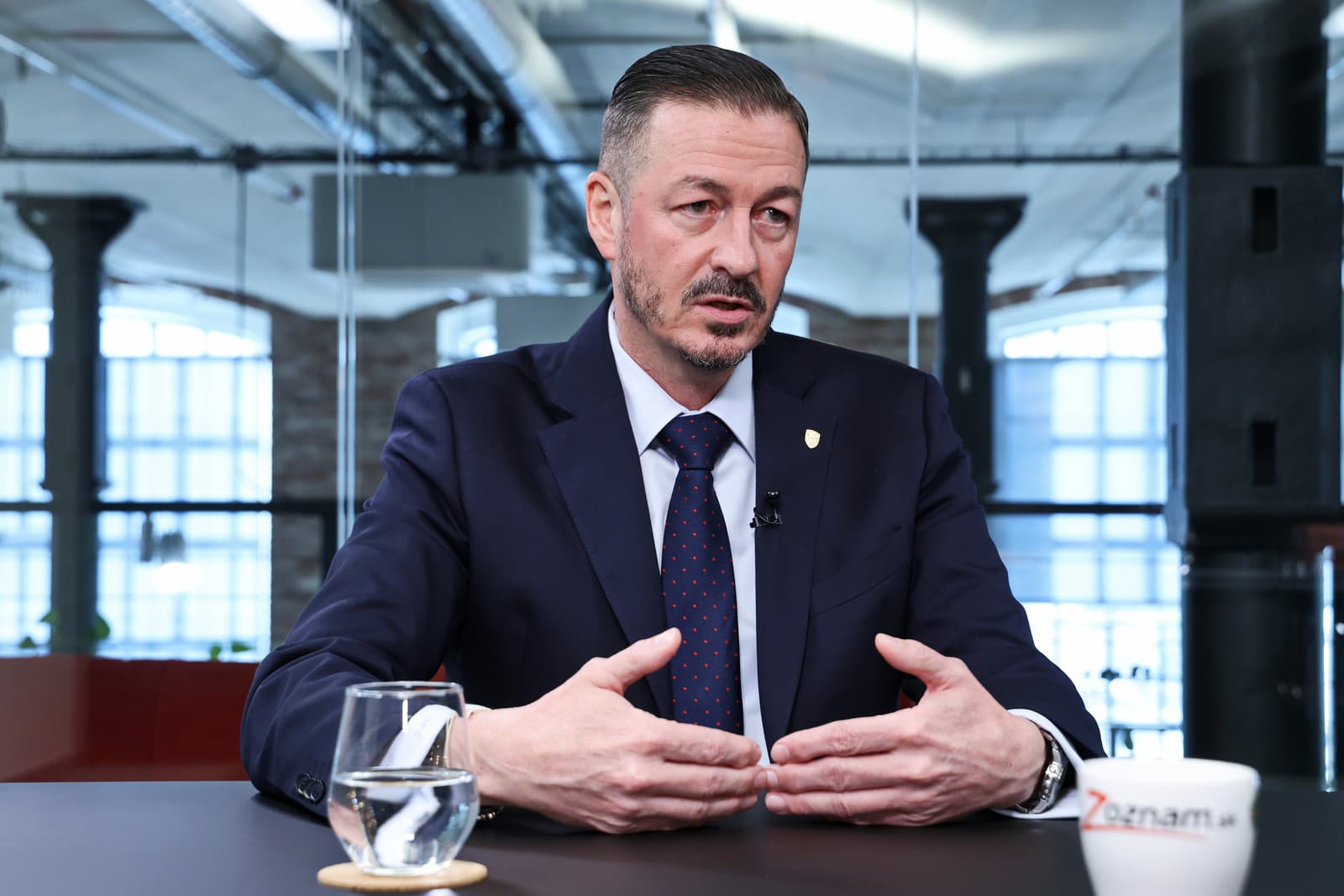 Debata o výbere daní