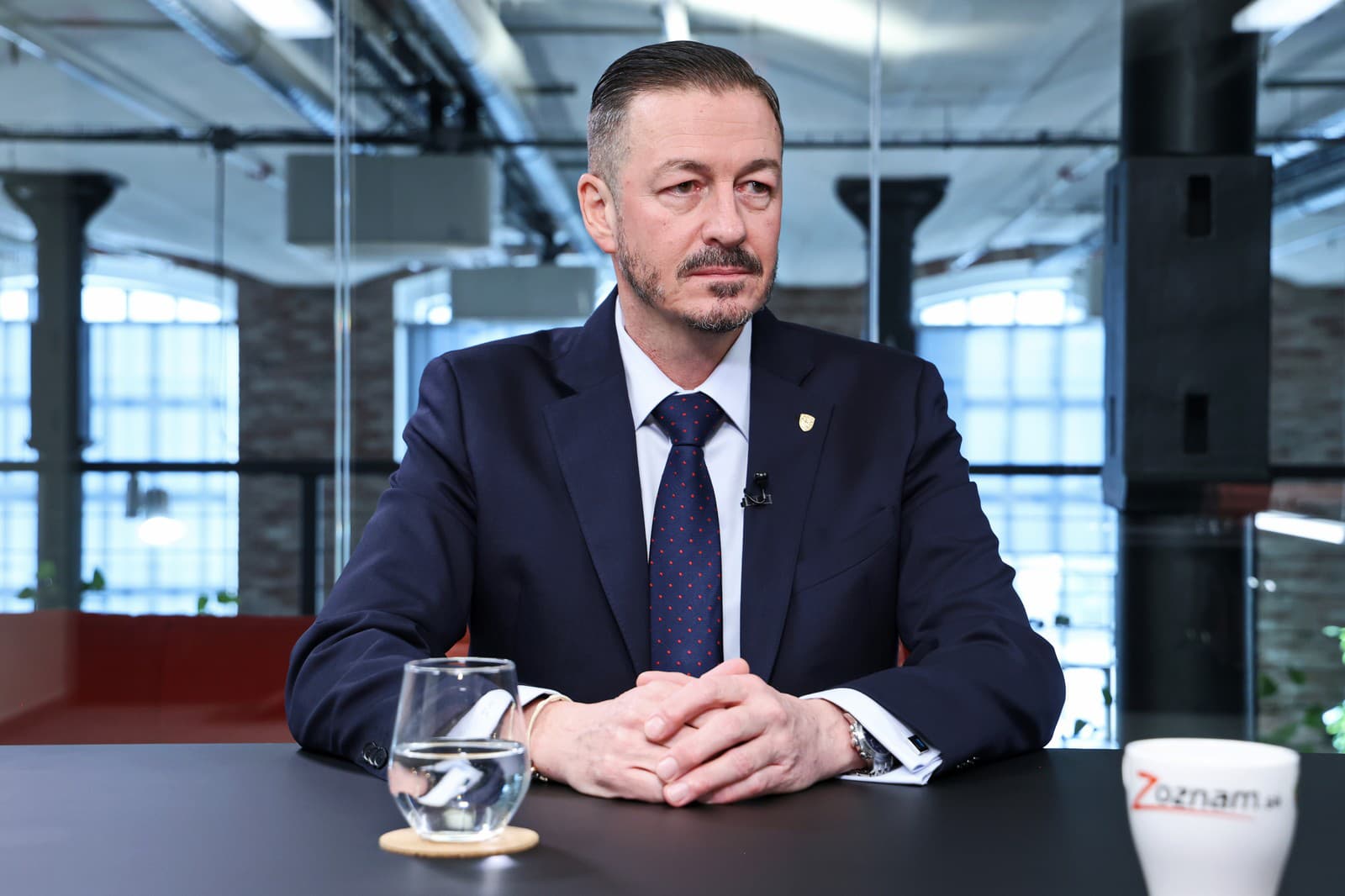 Debata o výbere daní