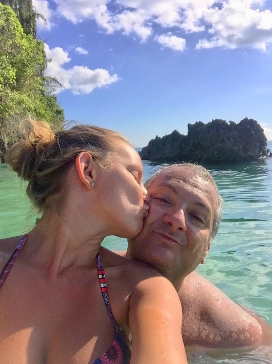 Vdova po Hezuckom (†55)